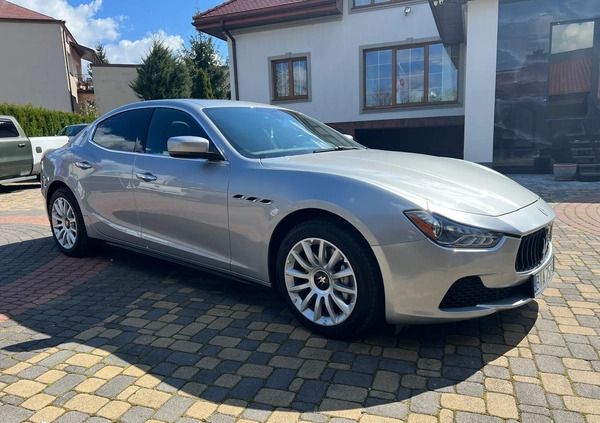Maserati Ghibli cena 93000 przebieg: 53508, rok produkcji 2014 z Łapy małe 407